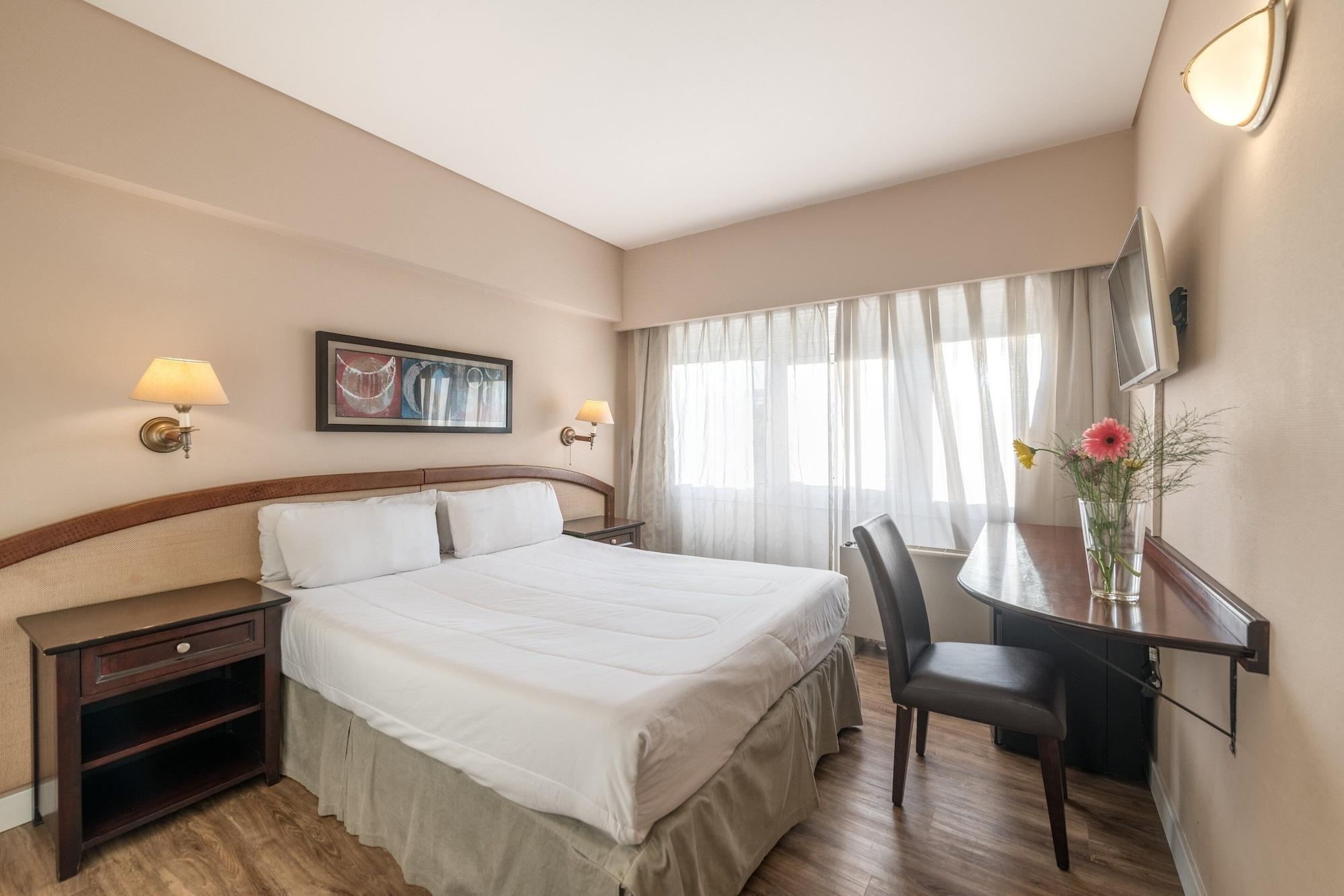 Exe Hotel Colon Буенос Айрес Екстериор снимка