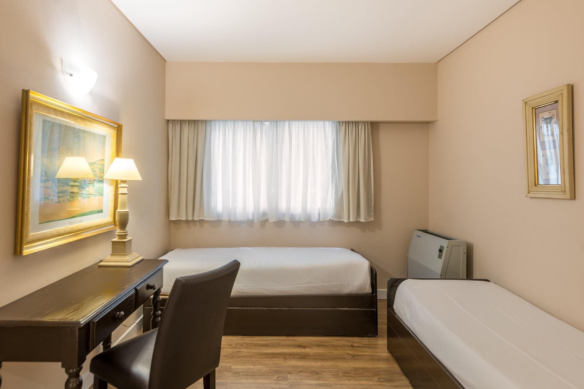 Exe Hotel Colon Буенос Айрес Екстериор снимка