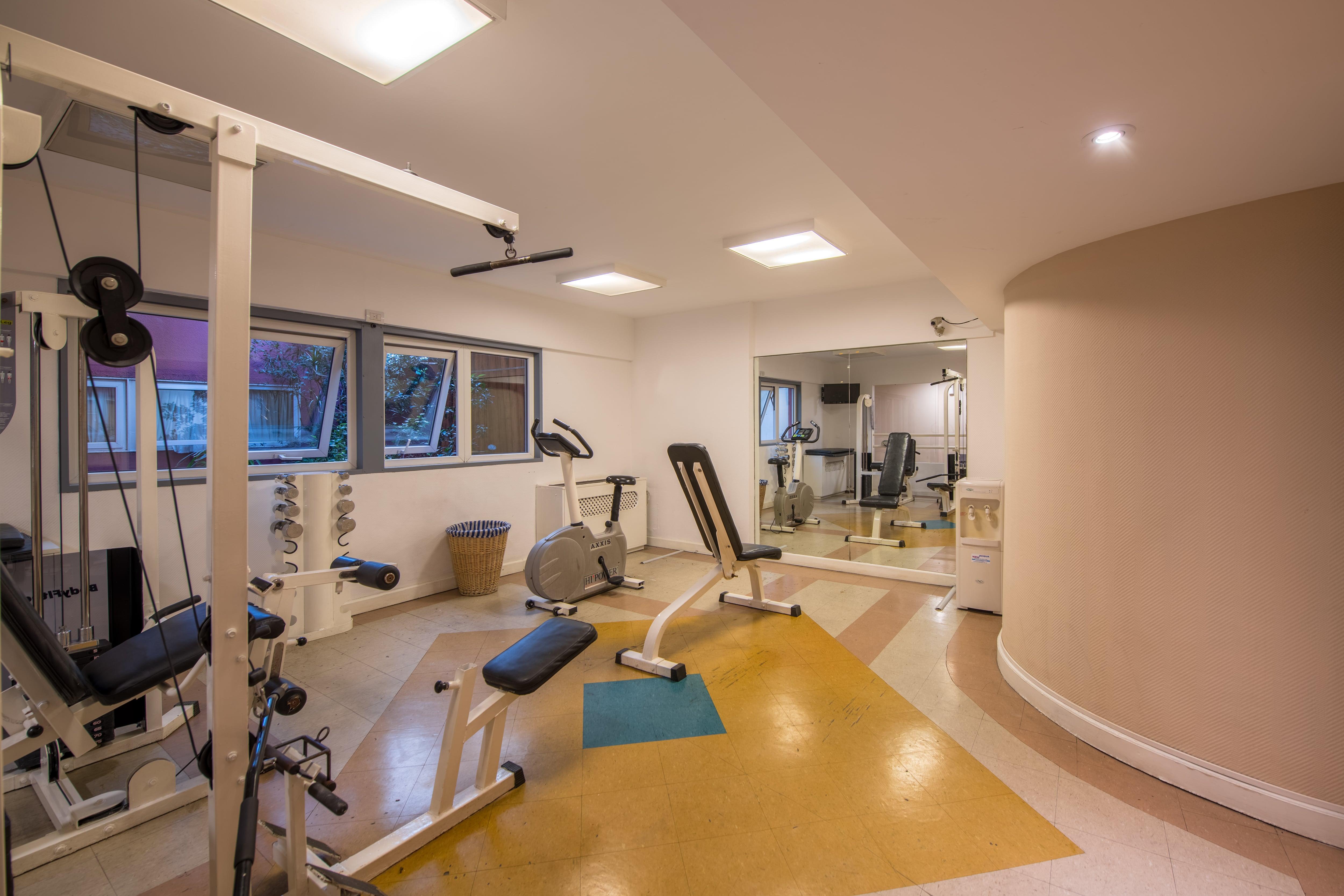 Exe Hotel Colon Буенос Айрес Екстериор снимка