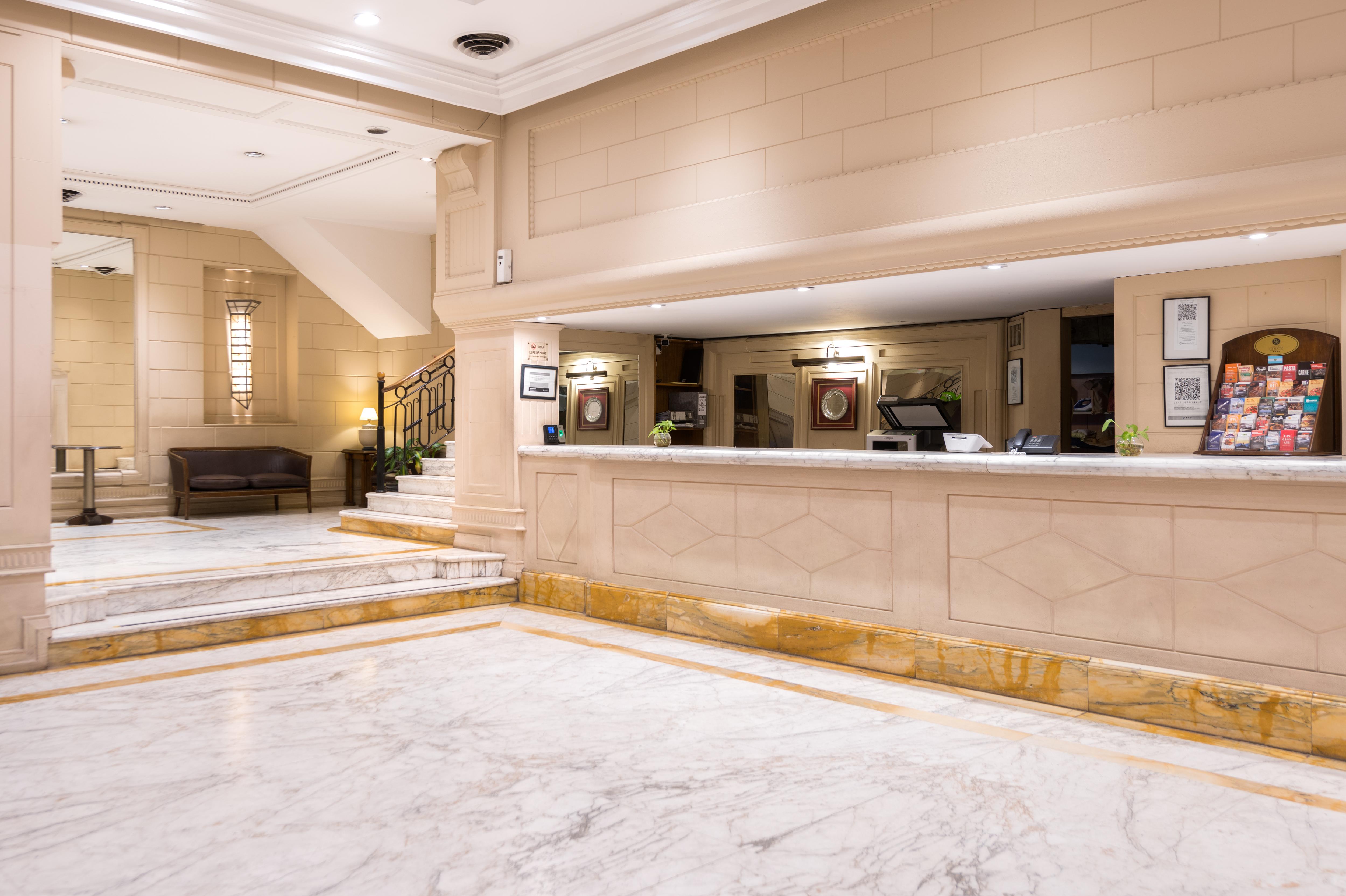 Exe Hotel Colon Буенос Айрес Екстериор снимка