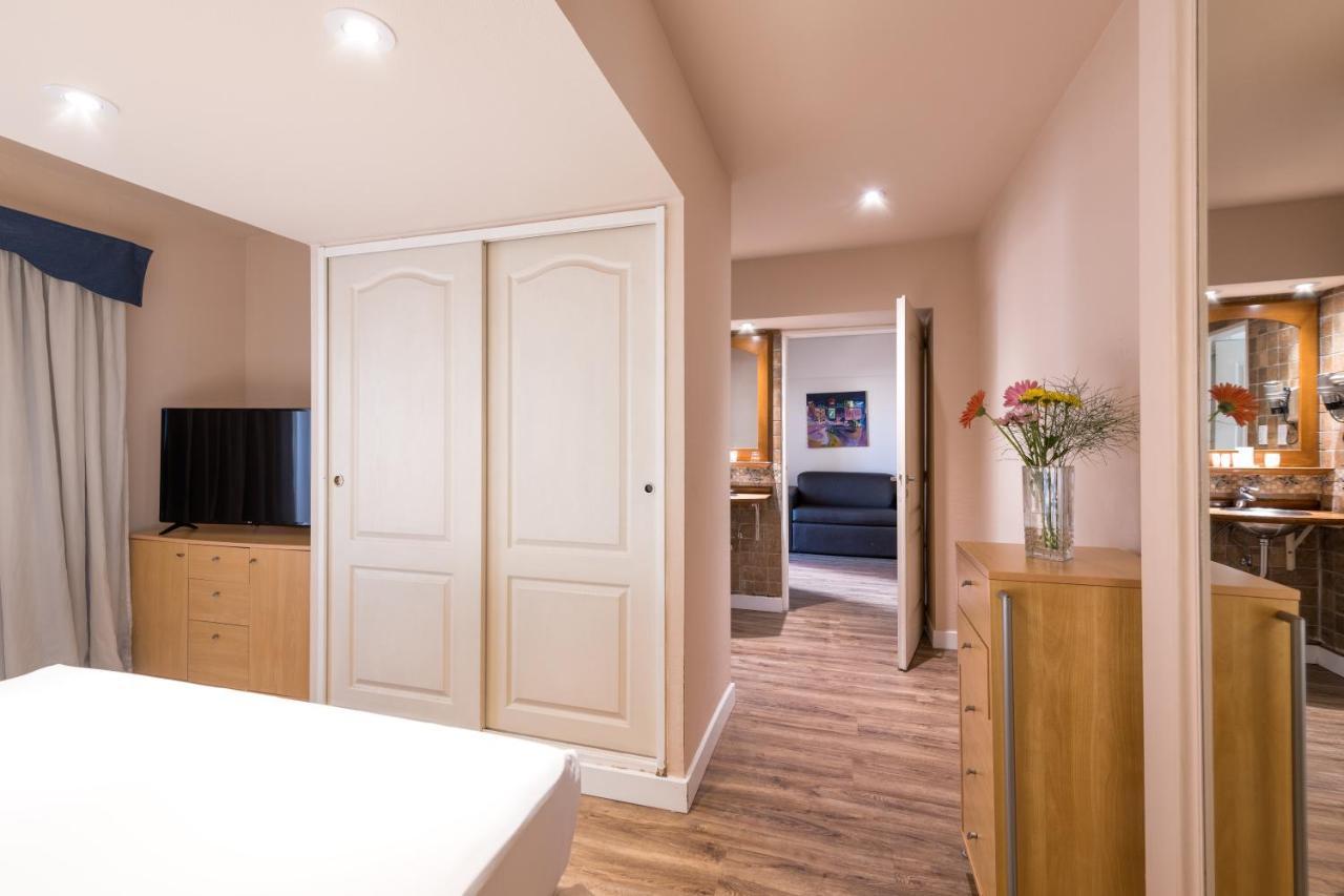 Exe Hotel Colon Буенос Айрес Екстериор снимка