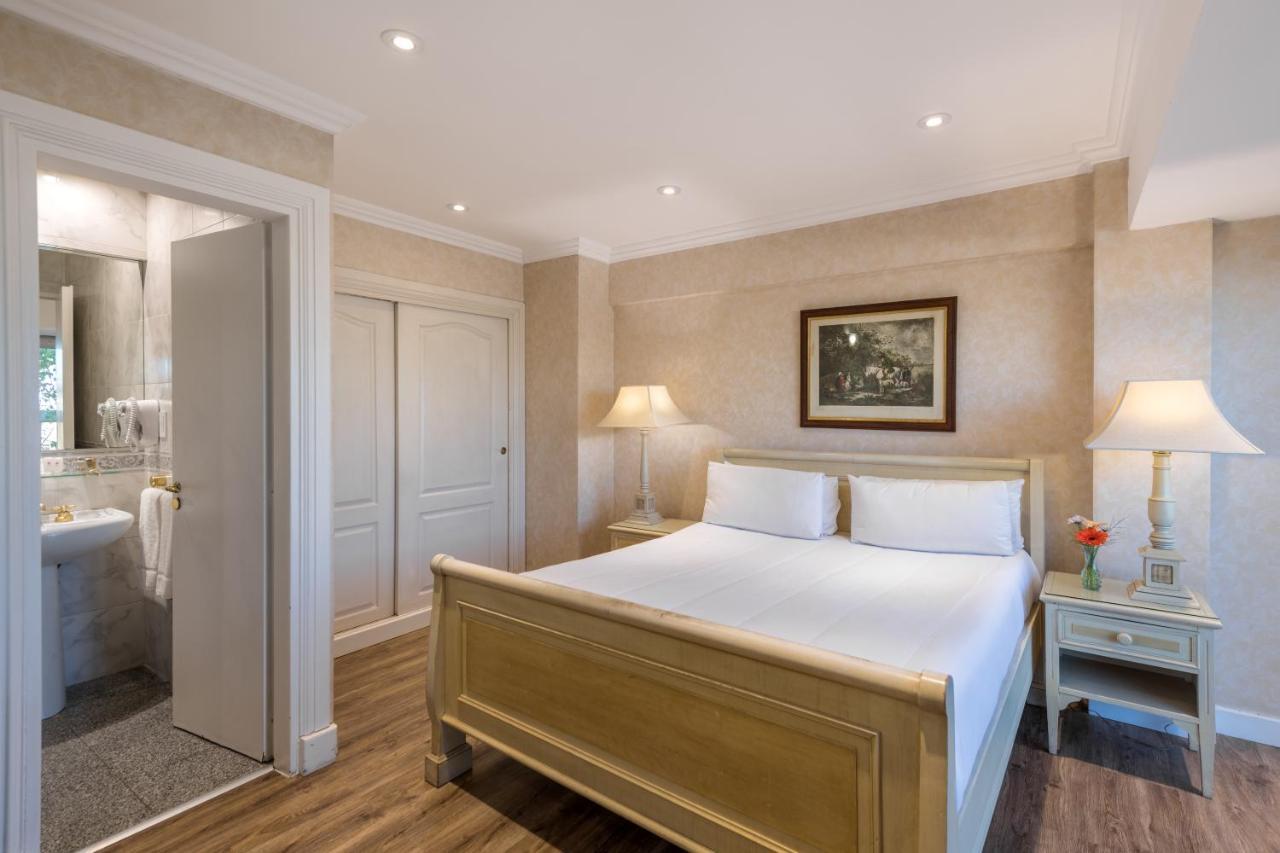 Exe Hotel Colon Буенос Айрес Екстериор снимка