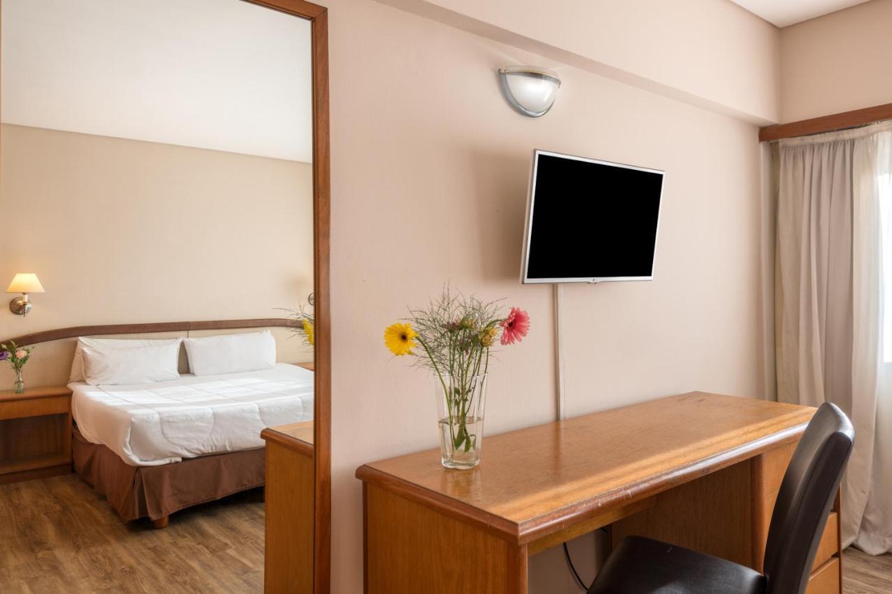 Exe Hotel Colon Буенос Айрес Екстериор снимка